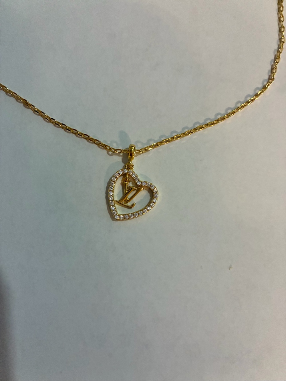 18K Gold Plated Heart Crystal Pendant - Picture 2 of 6